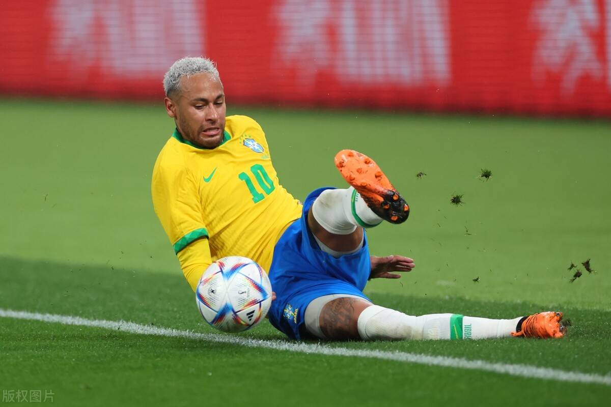 中国体育-塞尔维亚队引发争议！，内马尔官方宣布爆冷新规比赛高潮迭起的简单介绍-中国体育