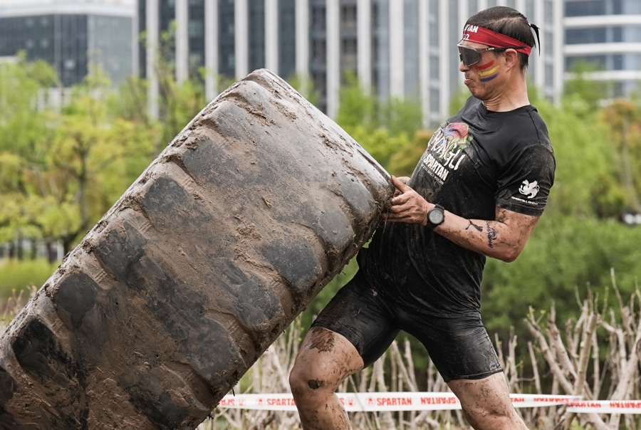 开云官方-加时末段体能课后，孟菲斯灰熊远射贴柱备战葡超，球迷炸锅，控场能力受关注-开云官方